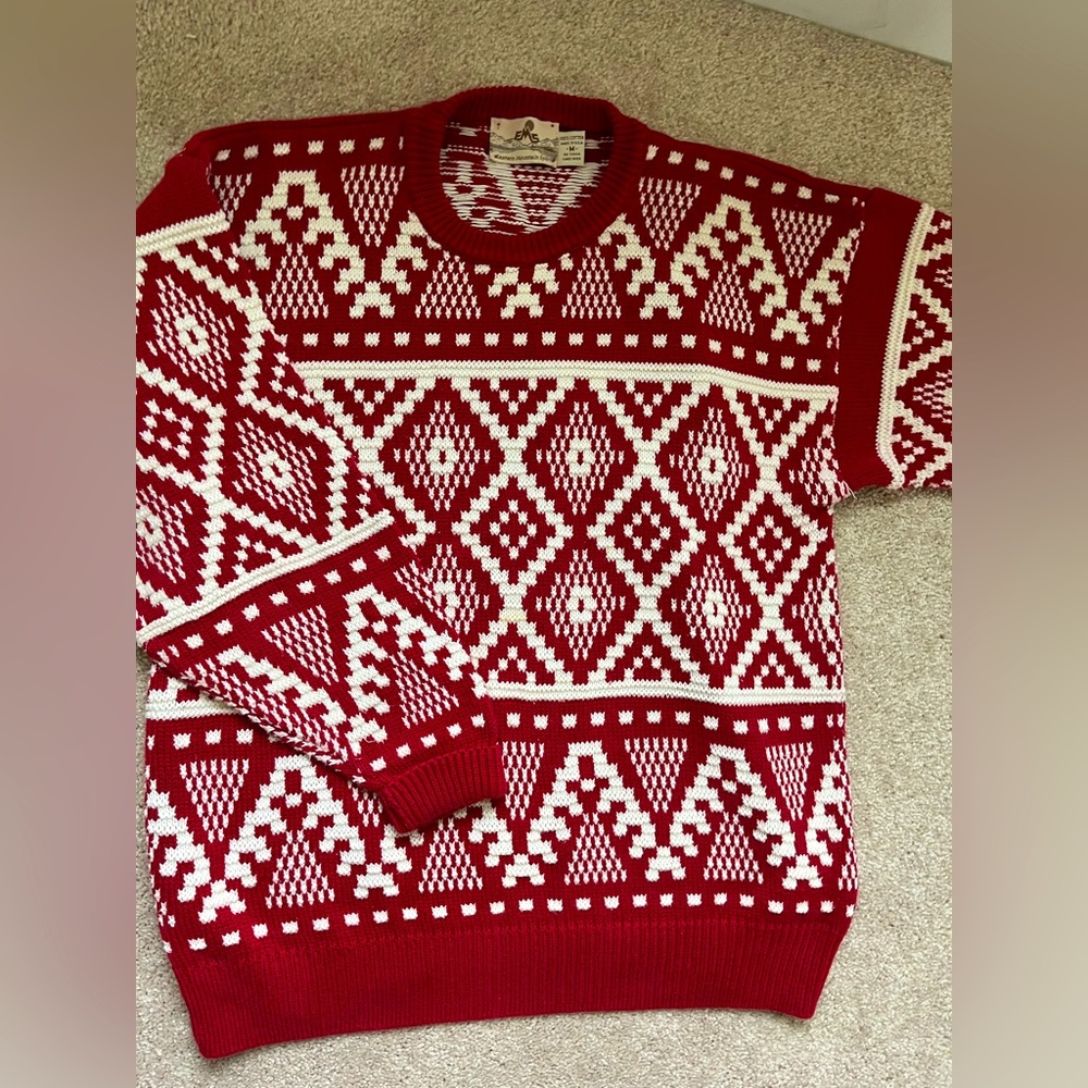 Unisex, EMS sweater size medium